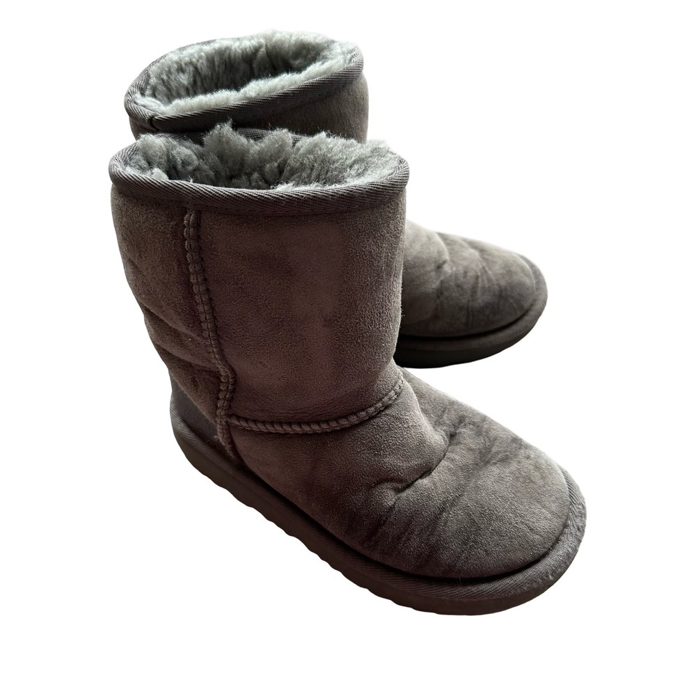 UGG Australia Boots Size 12 Gray Classic Short Shearling Suede Winter